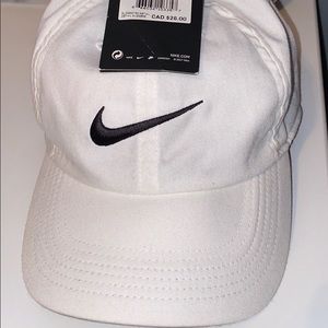 COPY - Nike Aerobill hat